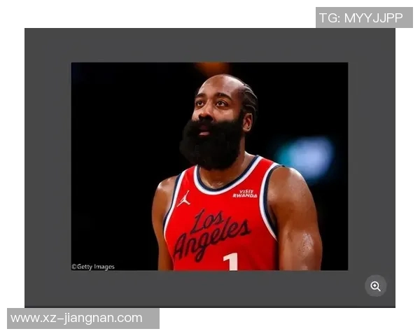 哈登成为NBA历史首位持有两个球队单场得分纪录的球员